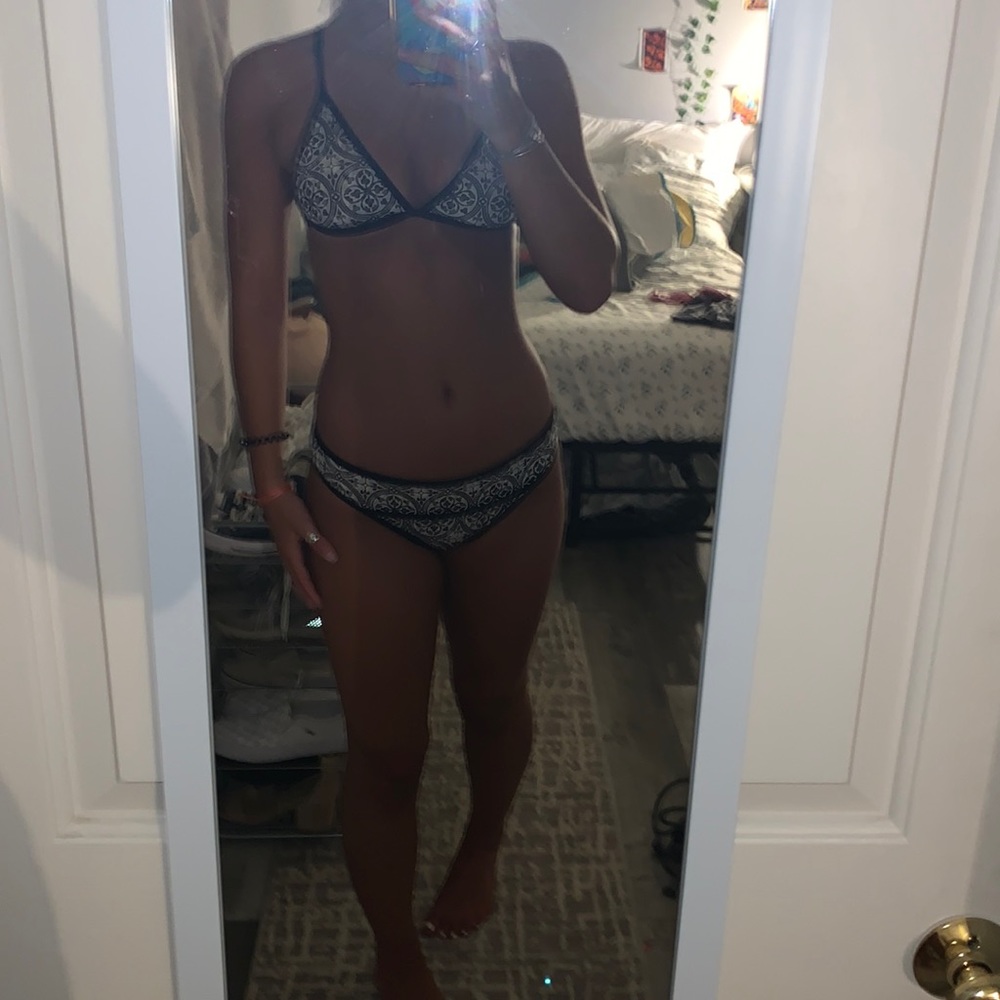 women’s bikini set